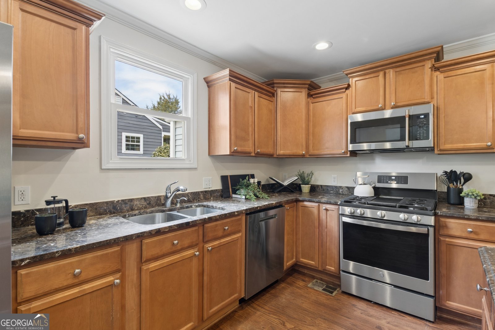 1629 May Avenue Atlanta - Photo 9