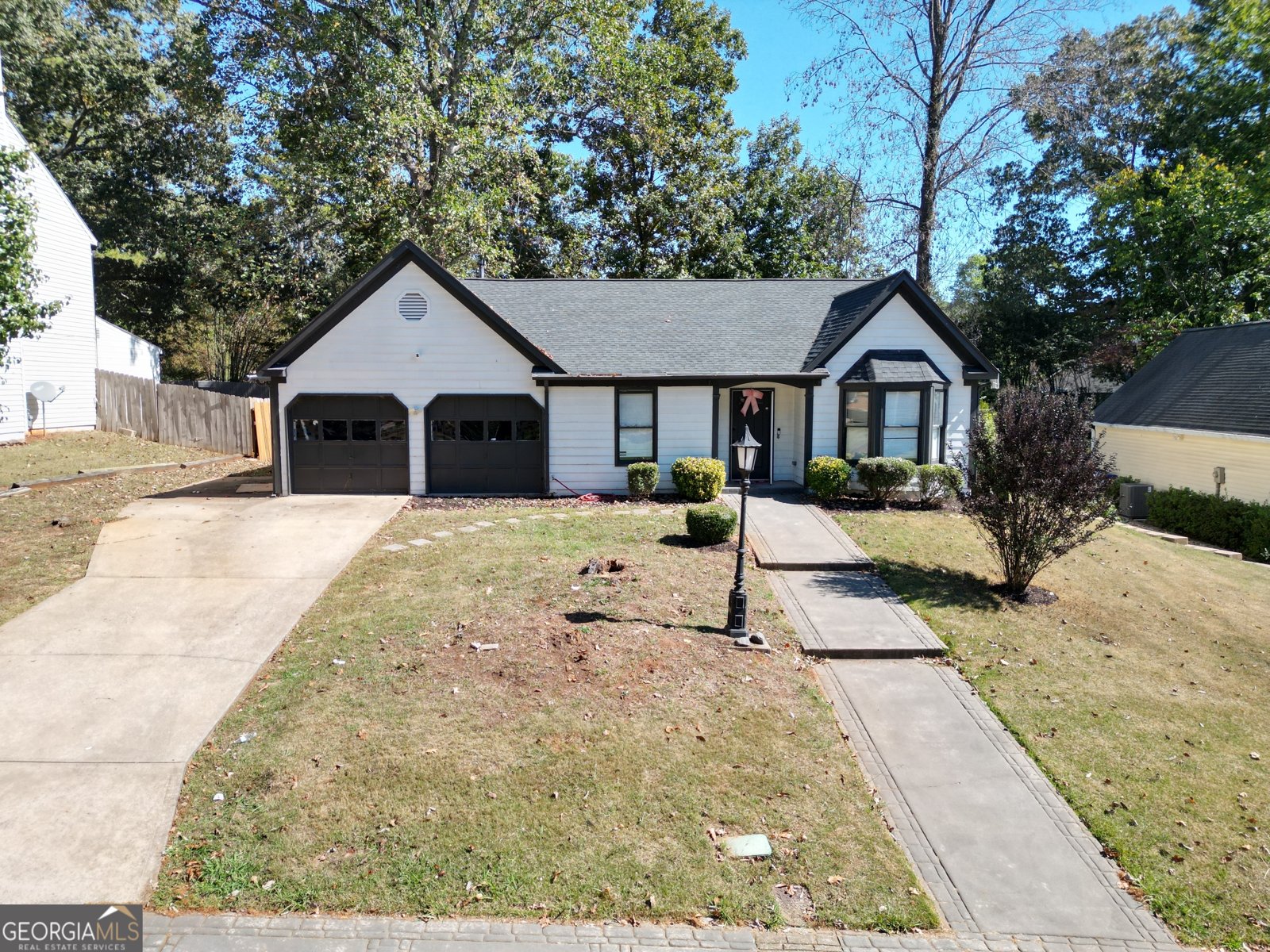 1089 Legacy Lane Lawrenceville - Photo 1