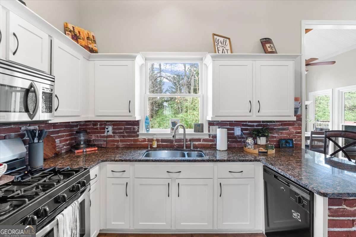 4081 Christacy Way Marietta - Photo 15