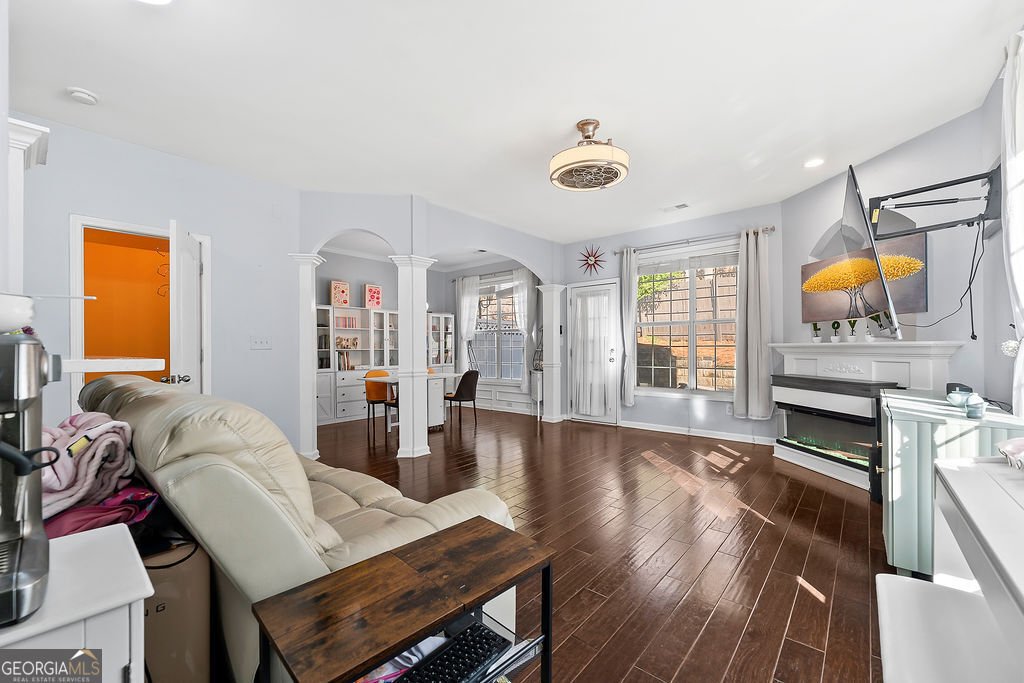 589 Woodland Park Ter Lawrenceville - Photo 11