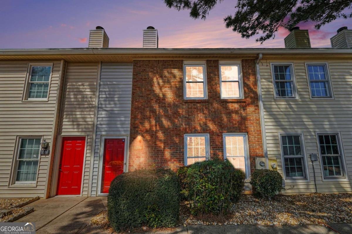 1016 Old Holcomb Bridge Road Roswell - Photo 1