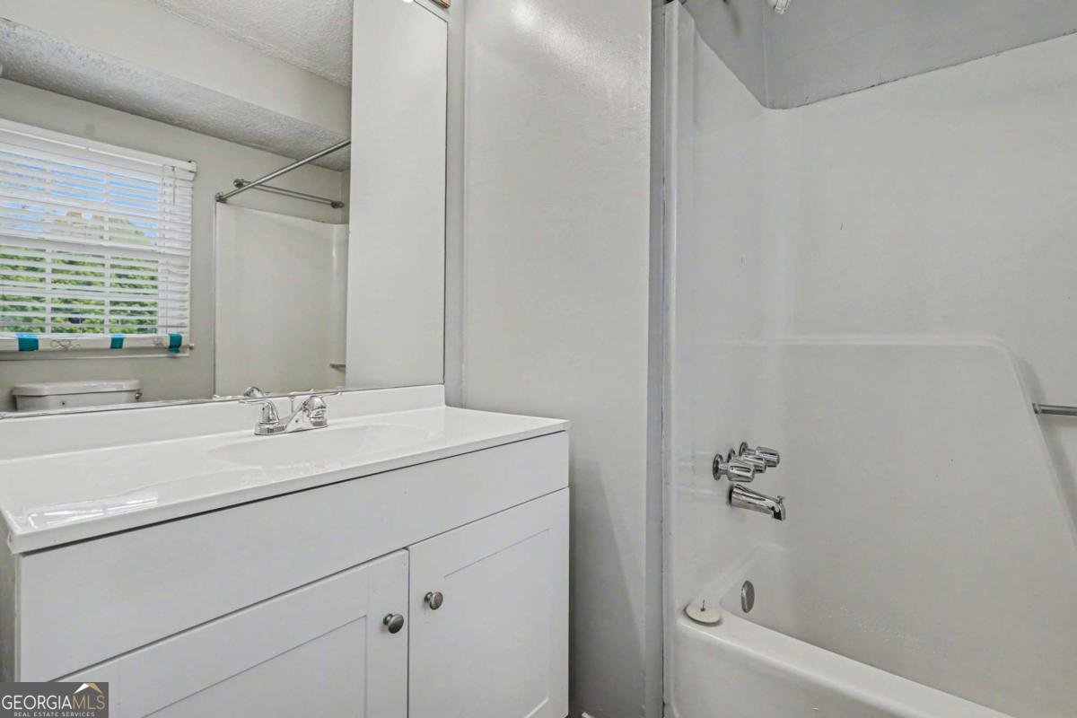 1016 Old Holcomb Bridge Road Roswell - Photo 16