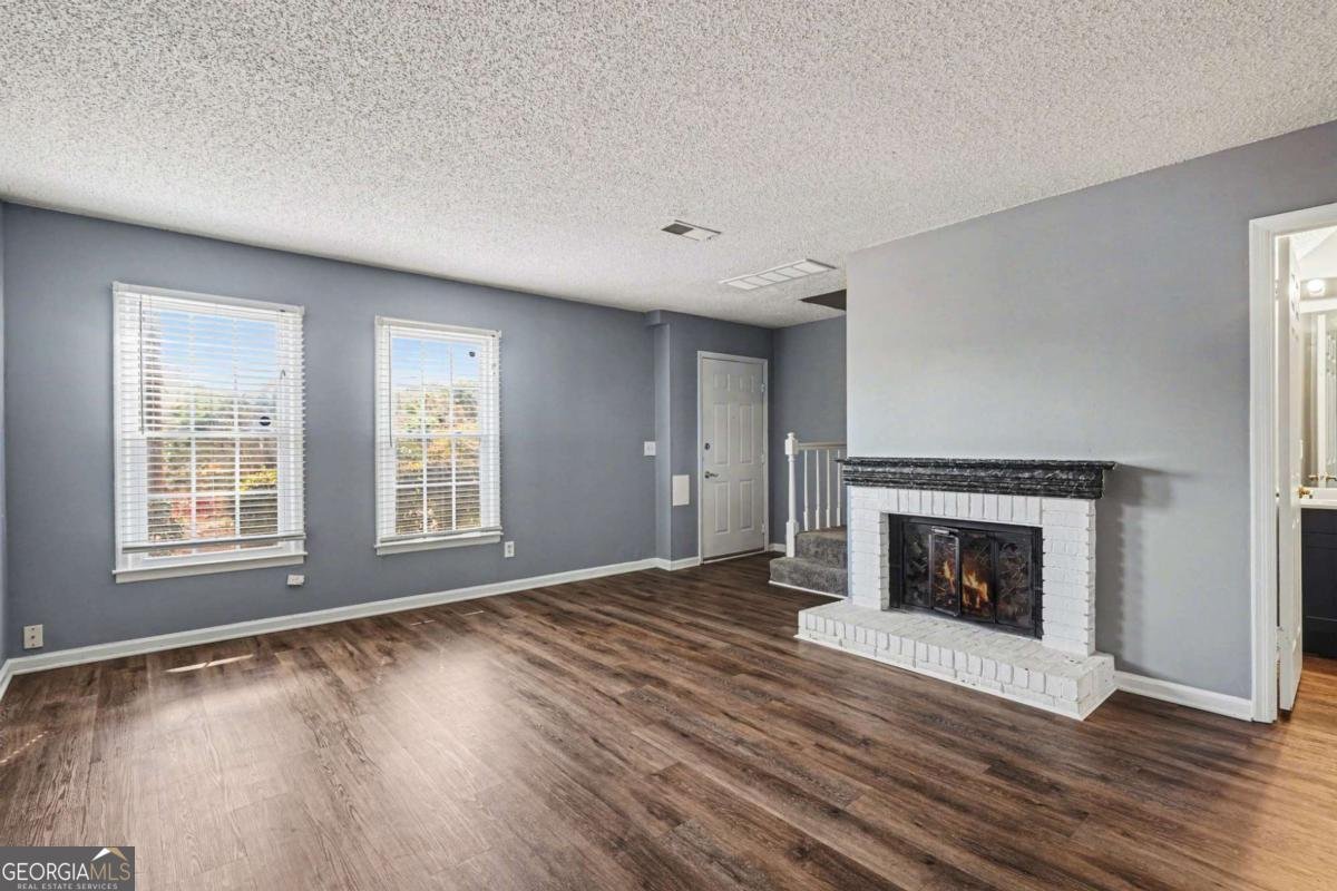 1016 Old Holcomb Bridge Road Roswell - Photo 6