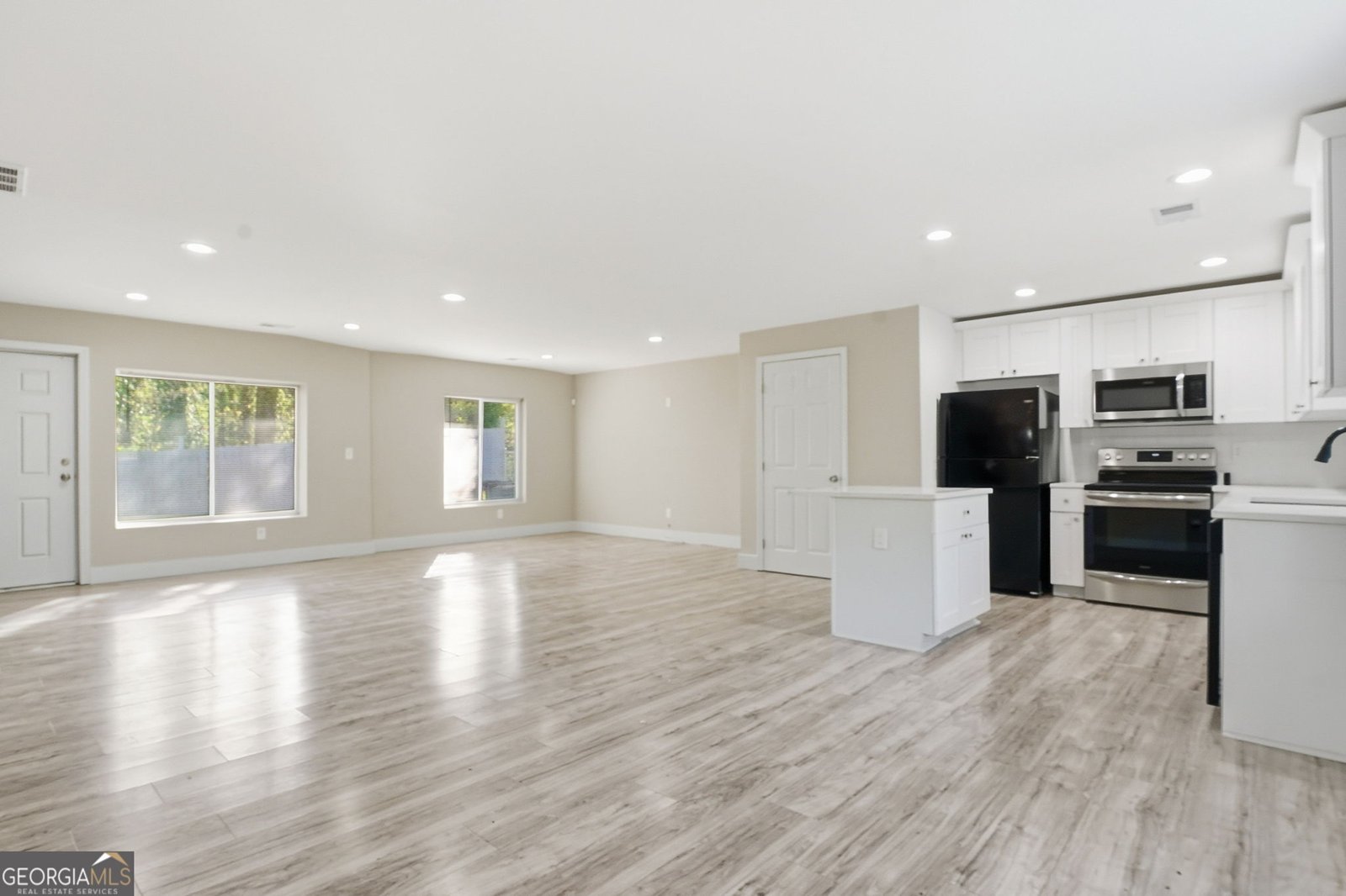 1735 CARTER Circle Atlanta - Photo 7