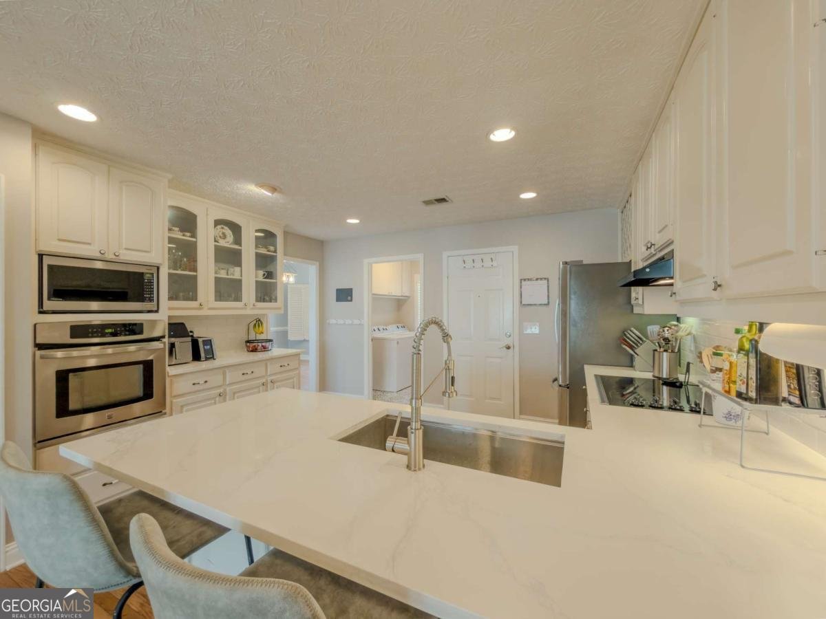 2199 Cedar Lake Court Loganville - Photo 13