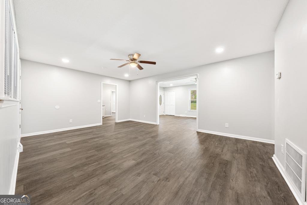 624 Pine Valley Drive Royston - Photo 9