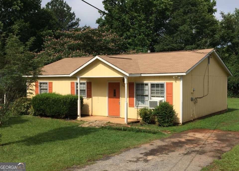 107 Oakwood Circle Griffin - Photo 1