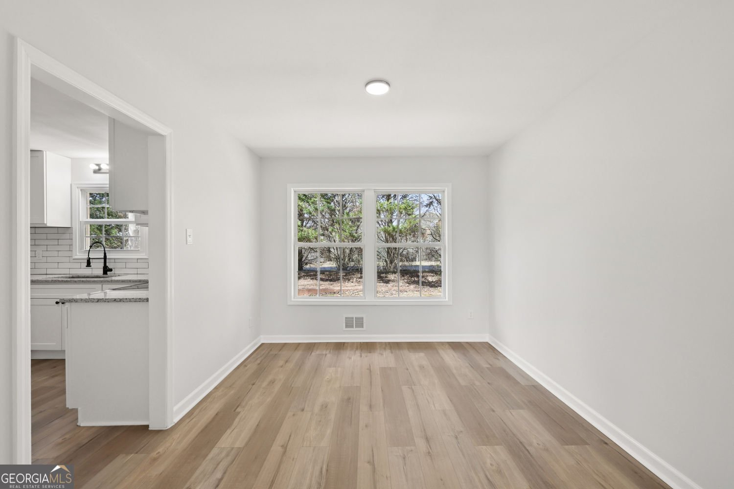 3600 River Hills Court Ellenwood - Photo 11