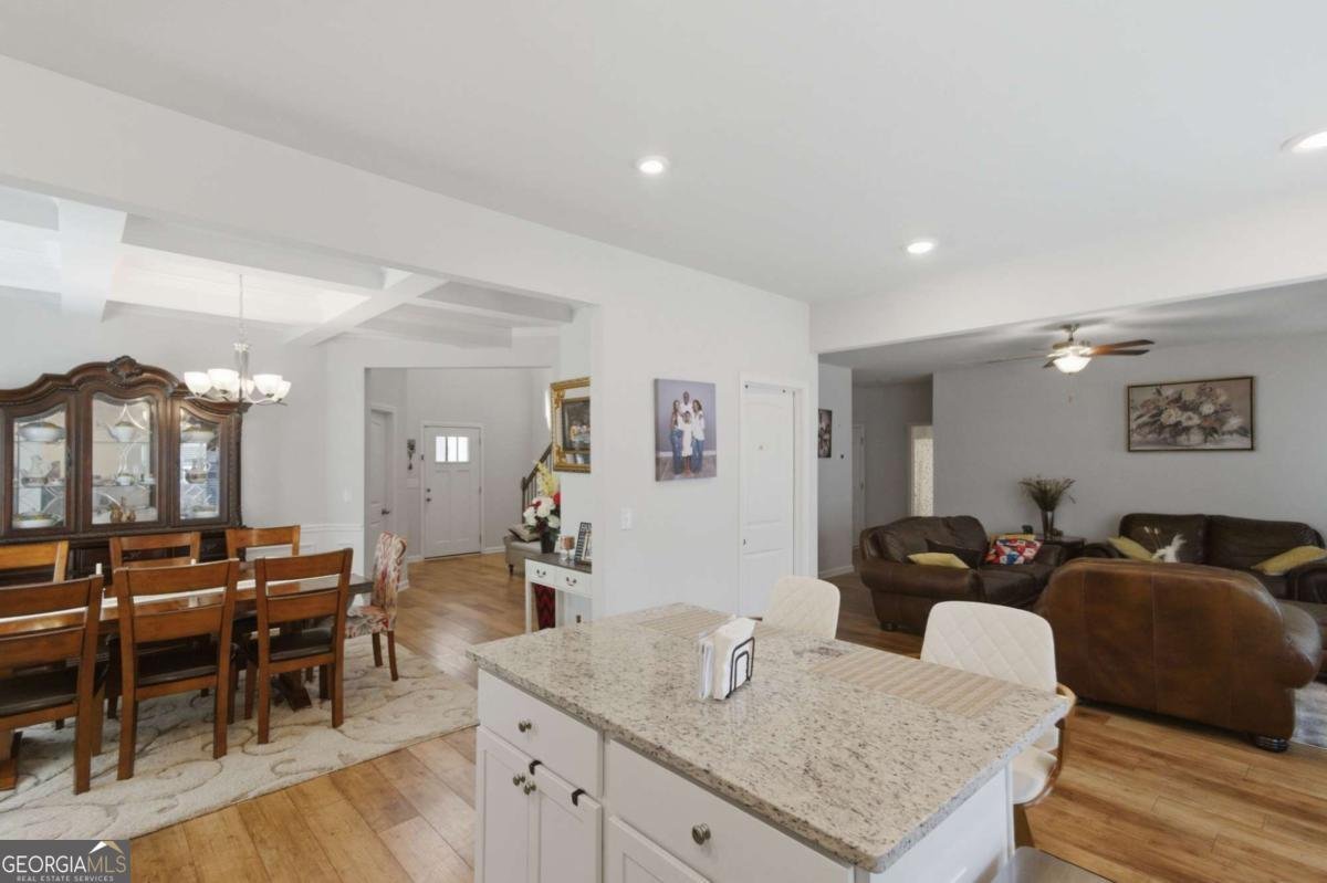 305 Eleanora Crossing Loganville - Photo 10