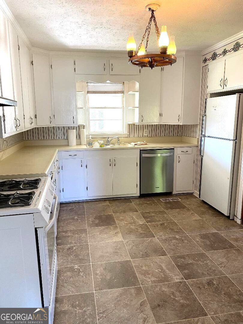 555 Jordan Lane Swainsboro - Photo 9