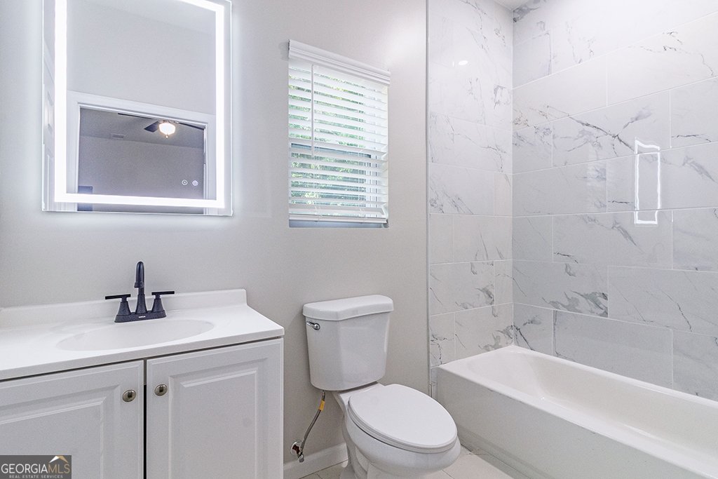 3279 Kings Park Circle Macon - Photo 11