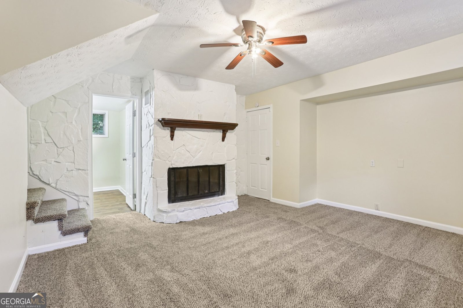 5802 Simone Drive Stone Mountain - Photo 10