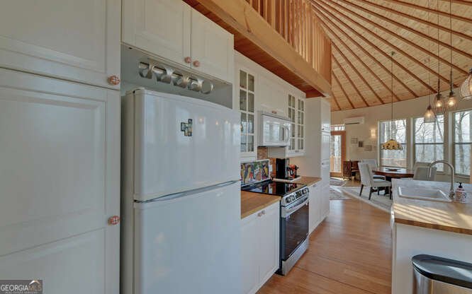 279 Collins Creek Road Hiawassee - Photo 12