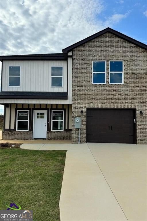 258 Beau Claire Circle Byron - Photo 1