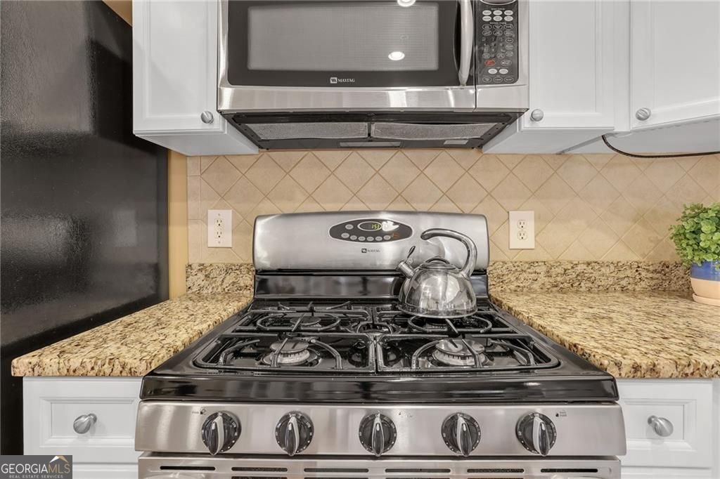 137 Glens Drive Woodstock - Photo 10