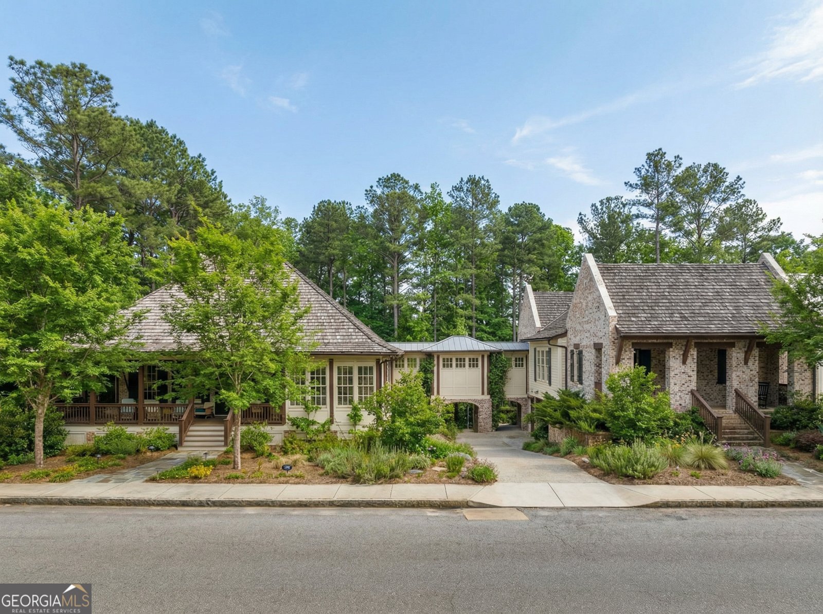 10748 Serenbe Lane Chattahoochee Hills - Photo 1