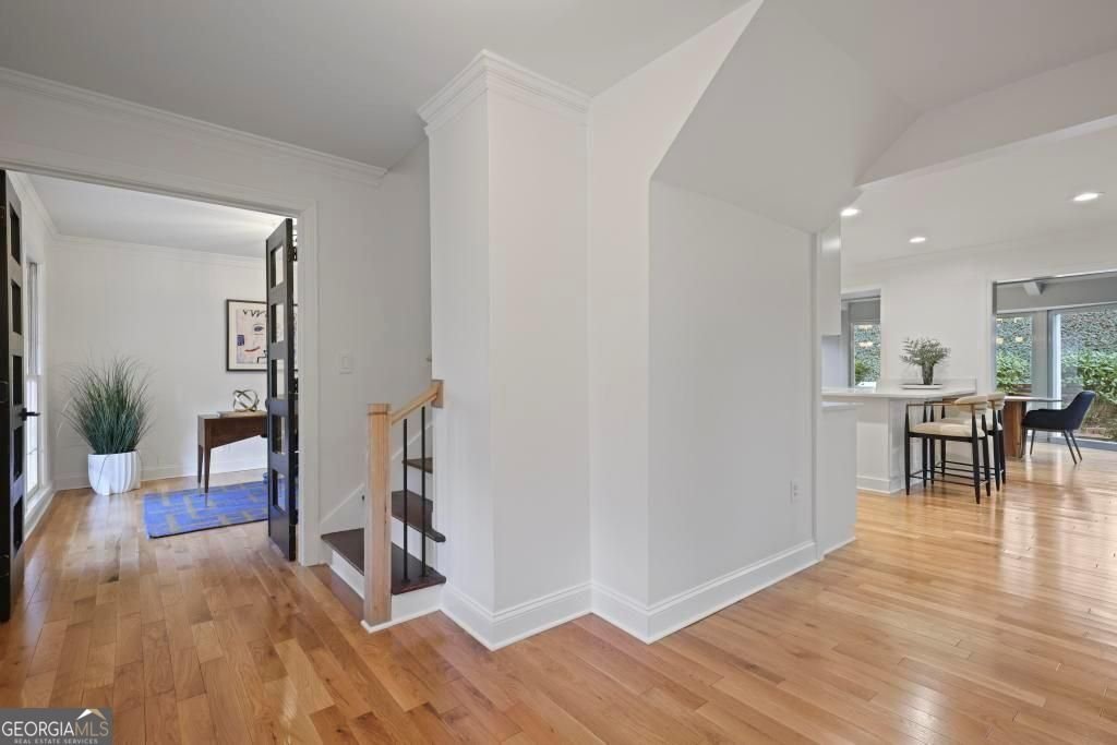 355 Earlston Drive Sandy Springs - Photo 11