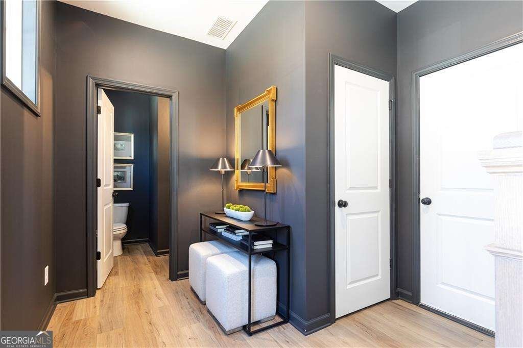 978 Bibbs Circle Atlanta - Photo 8