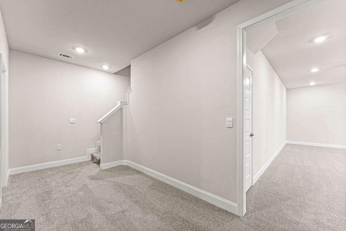 662 Forest Way Cornelia - Photo 38