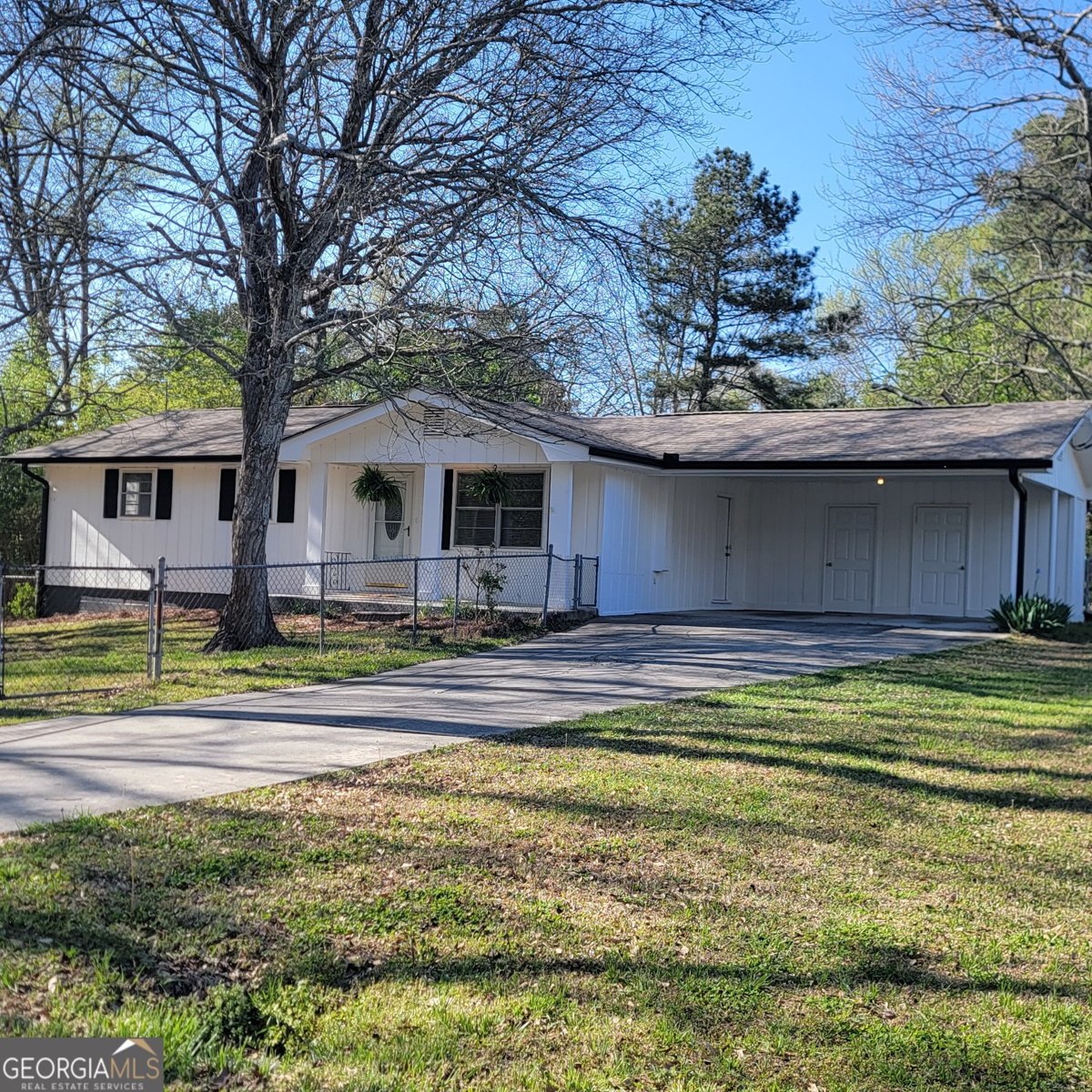 118 Meadows Court Hiram - Photo 1