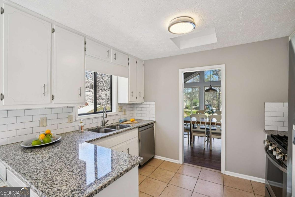 3087 Holly Mill Run Marietta - Photo 10