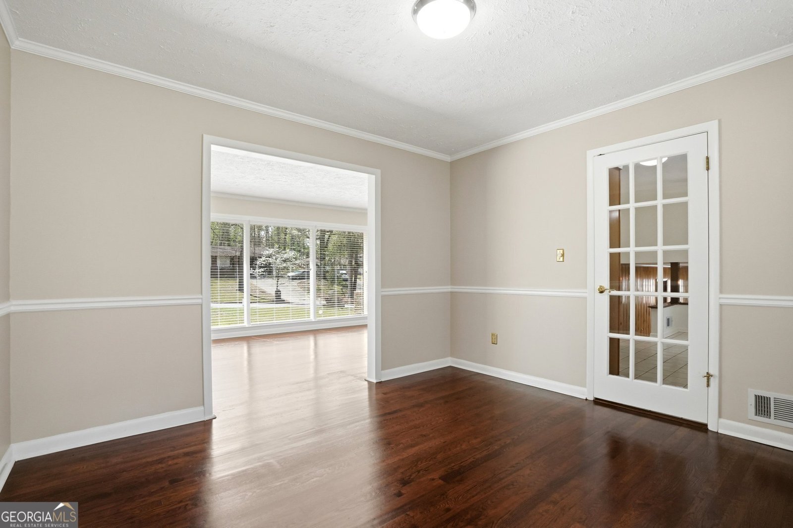 340 Lisa Court Atlanta - Photo 6