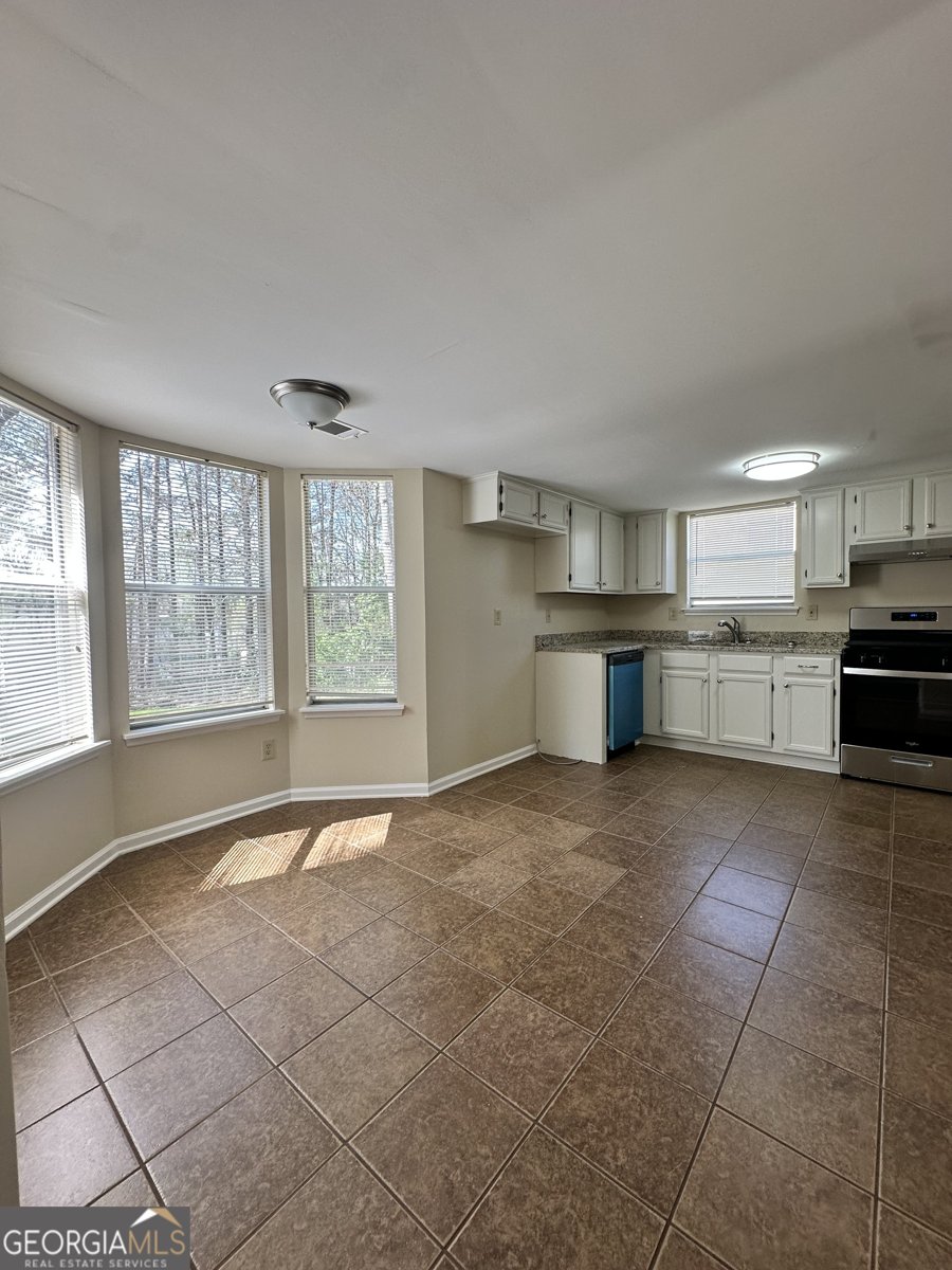 4999 Windsor Downs Drive Decatur - Photo 6