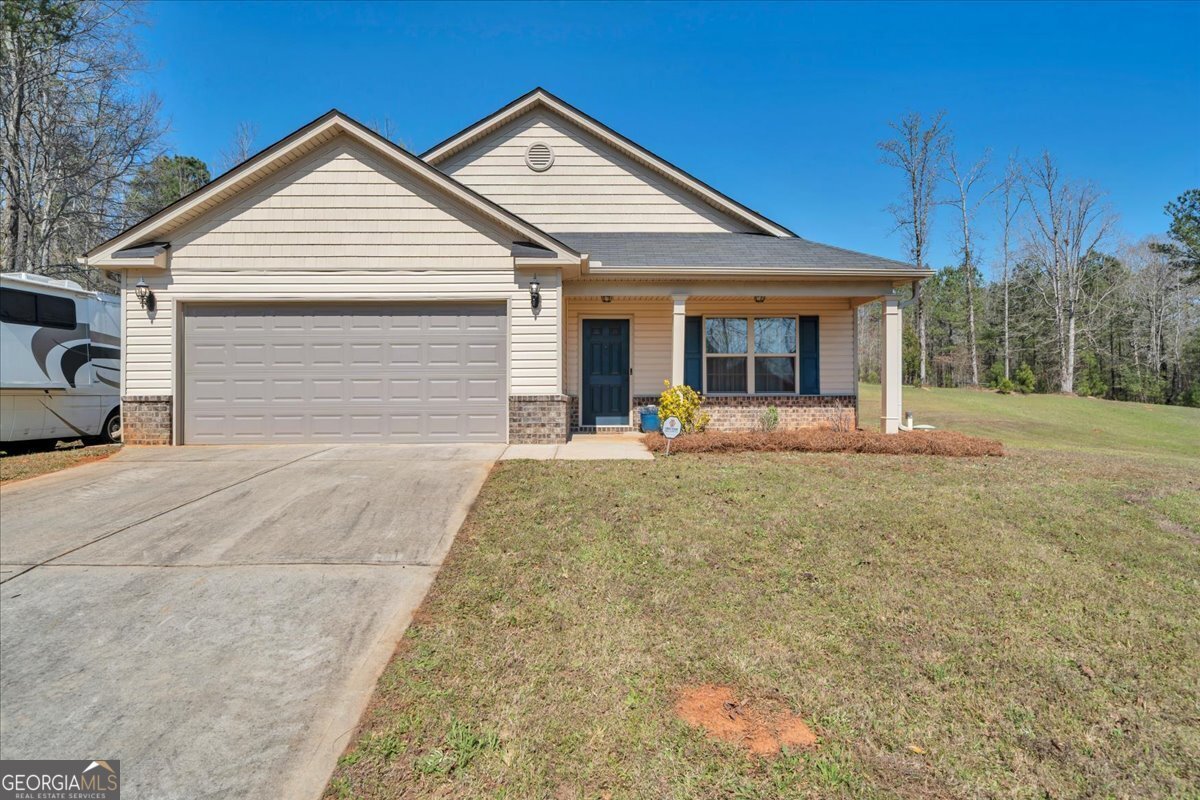 773 Weldon Road Forsyth - Photo 1