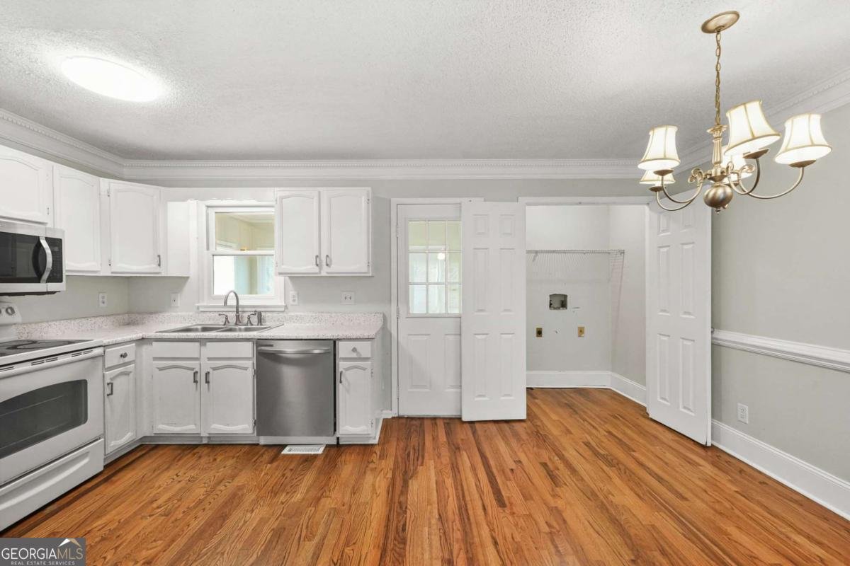 140 Davis Mill Court Lawrenceville - Photo 9