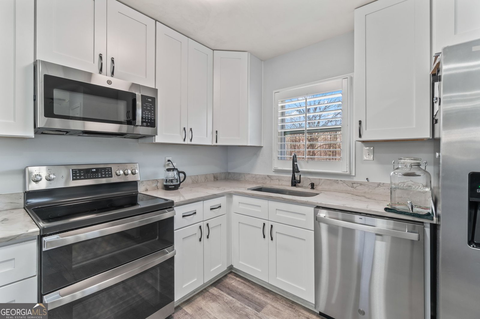 5042 Hopewell Road Murrayville - Photo 6