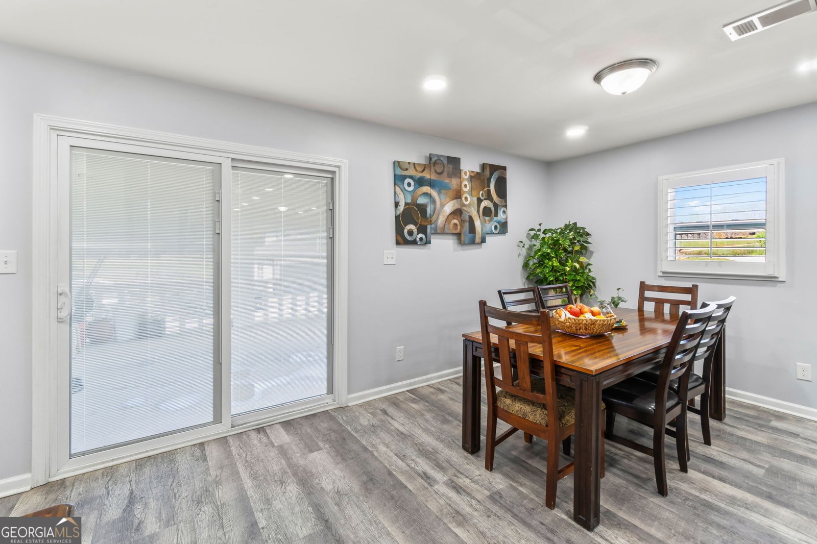 5042 Hopewell Road Murrayville - Photo 8