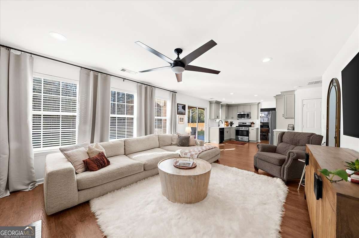 3375 Bridgeshaw Drive Cumming - Photo 9