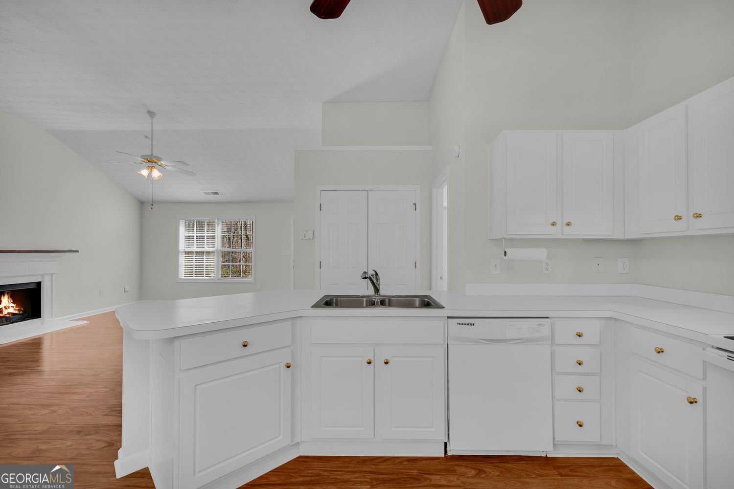 201 Wisteria Way Athens - Photo 10