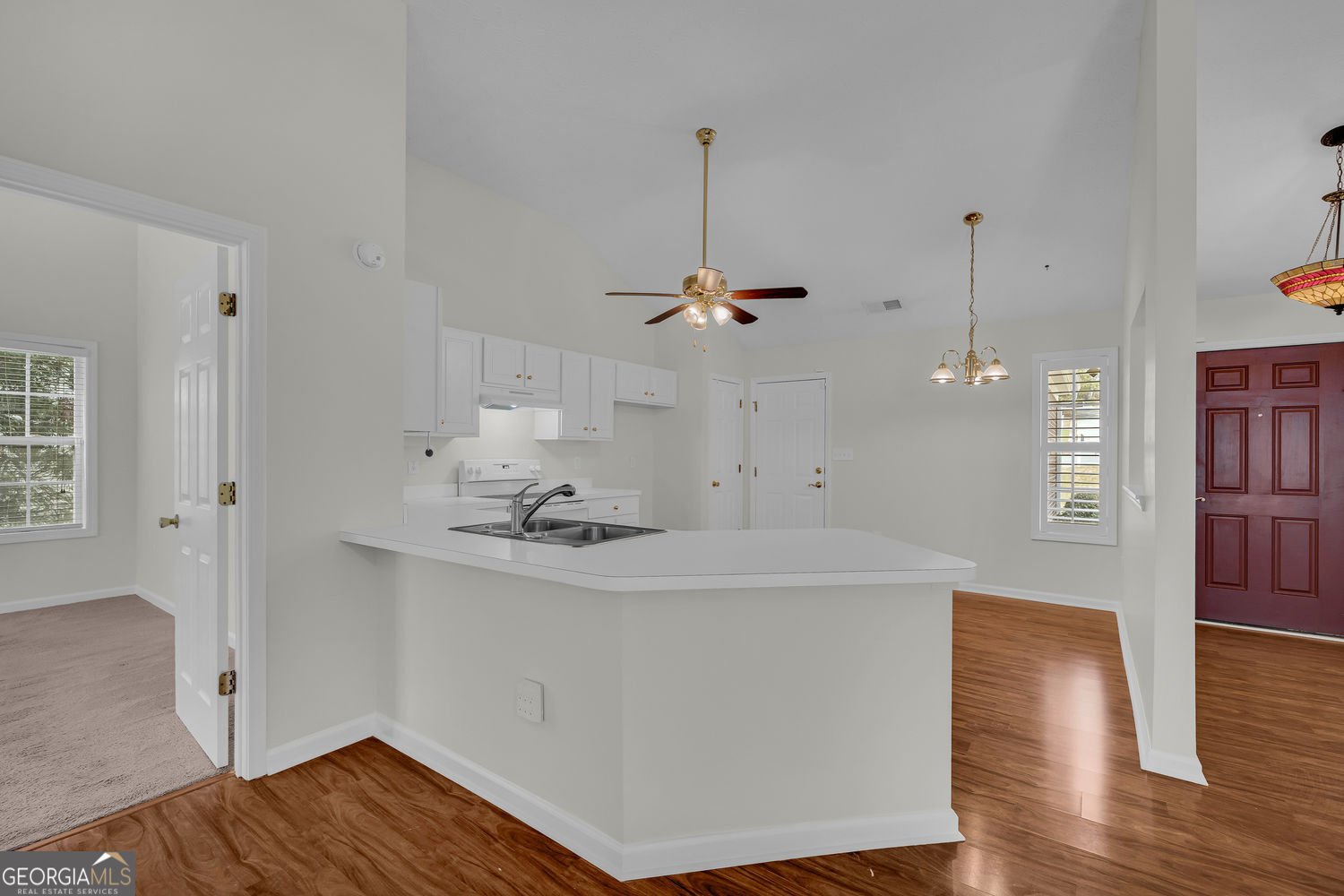 201 Wisteria Way Athens - Photo 7