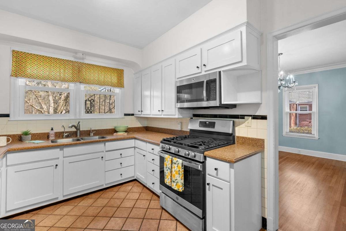 407 East College Street Bowdon - Photo 13