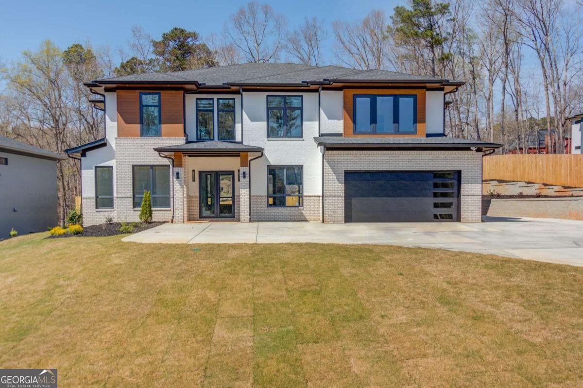 816 Riverside Road Sugar Hill - Photo 1