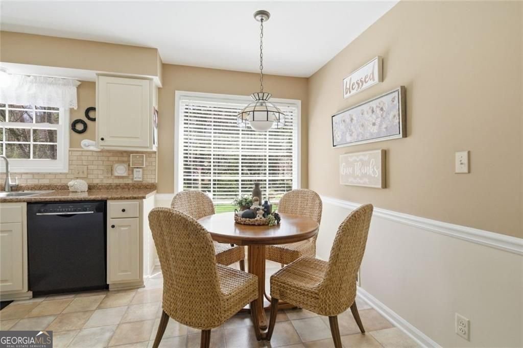 237 Lamplighter Lane Marietta - Photo 19