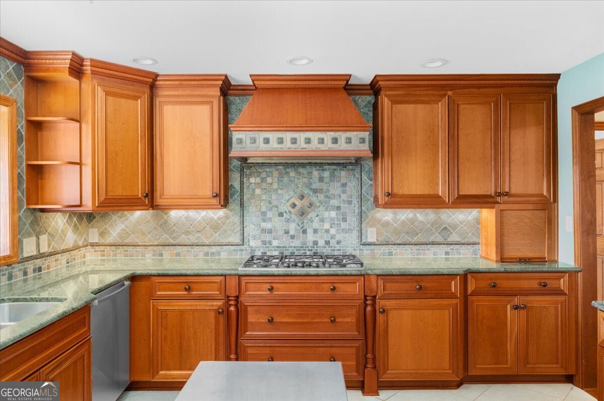 3240 Chimney Point Drive Cumming - Photo 8