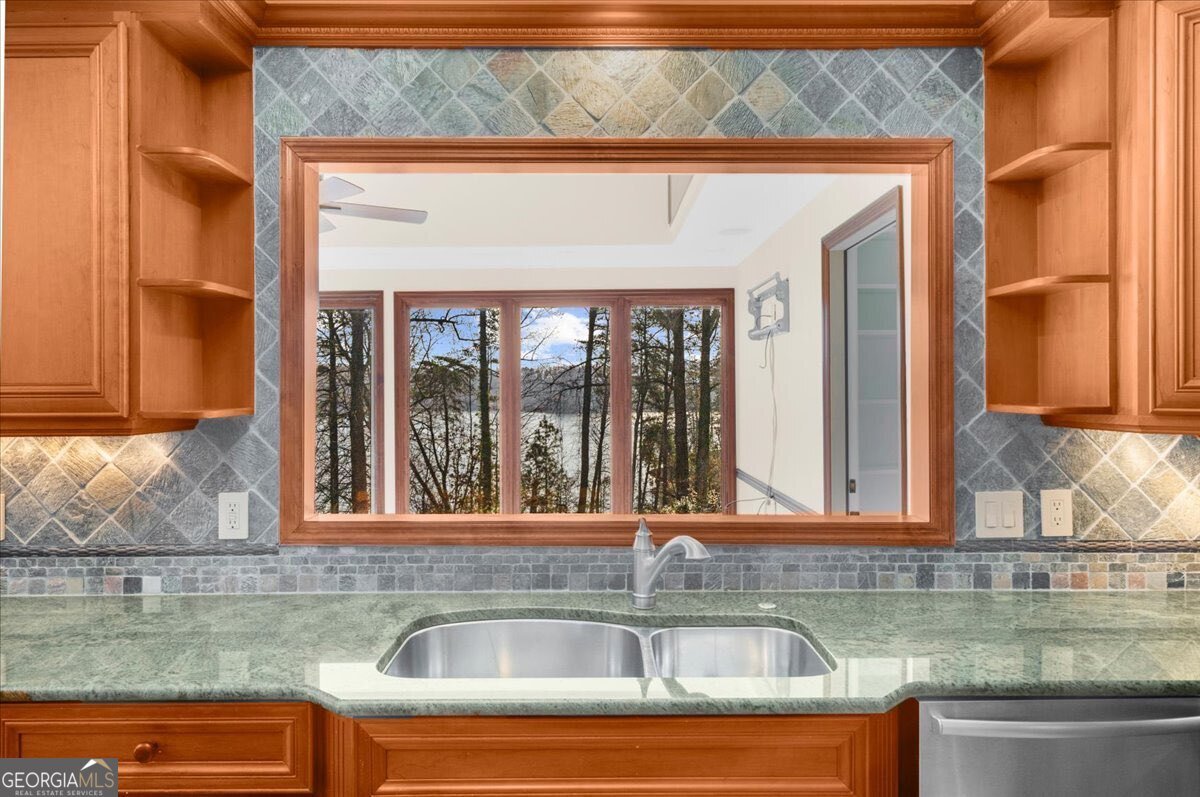 3240 Chimney Point Drive Cumming - Photo 9