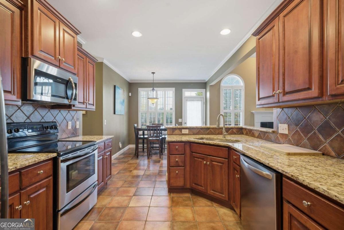 100 Colonial Circle Cartersville - Photo 17