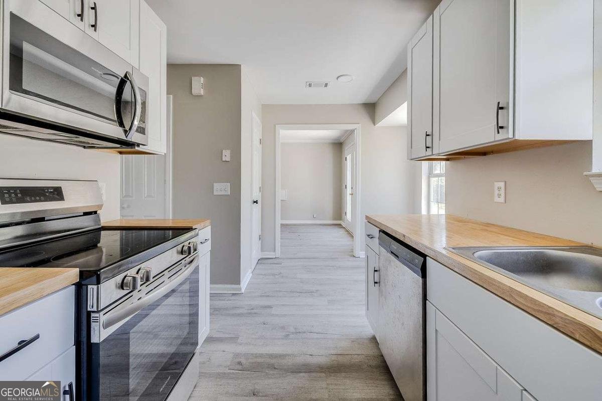 111 Brittany Lane Guyton - Photo 11