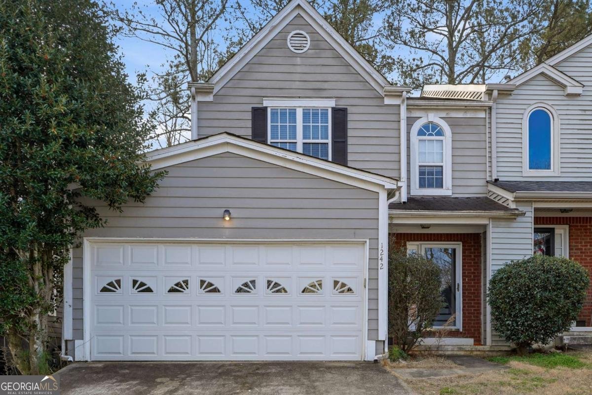 1242 Vintage Pointe Drive Lawrenceville - Photo 1