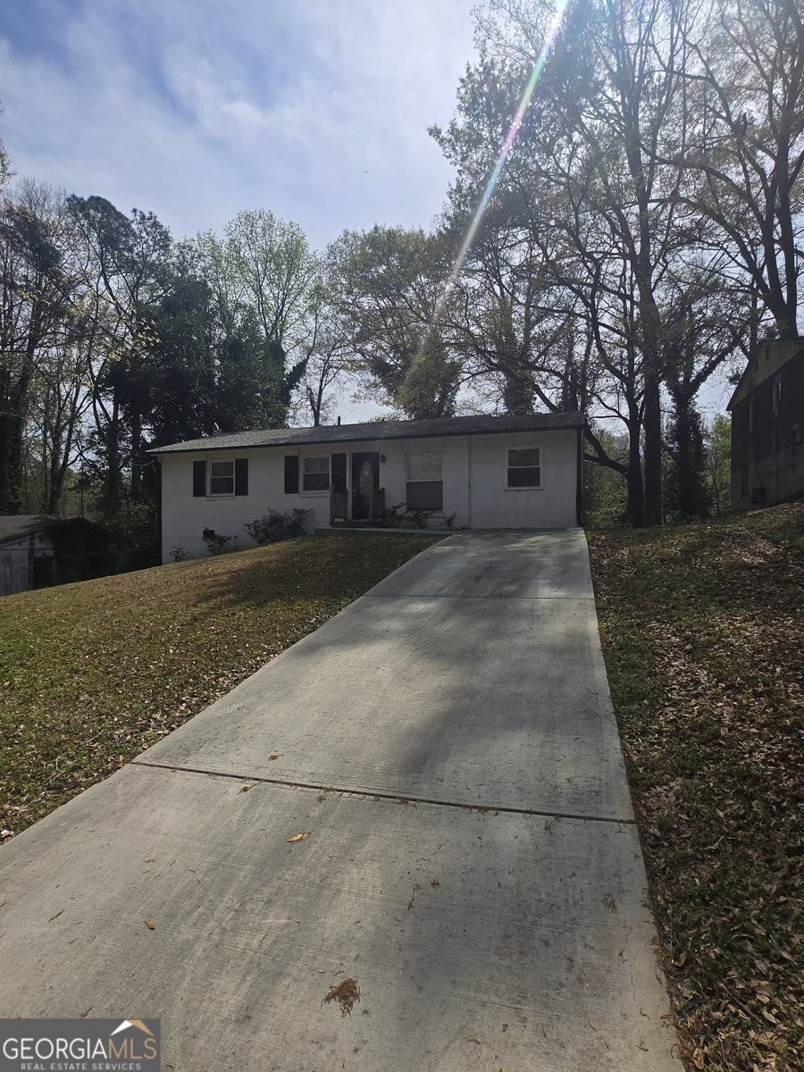 3548 Fairlane Drive Atlanta - Photo 1