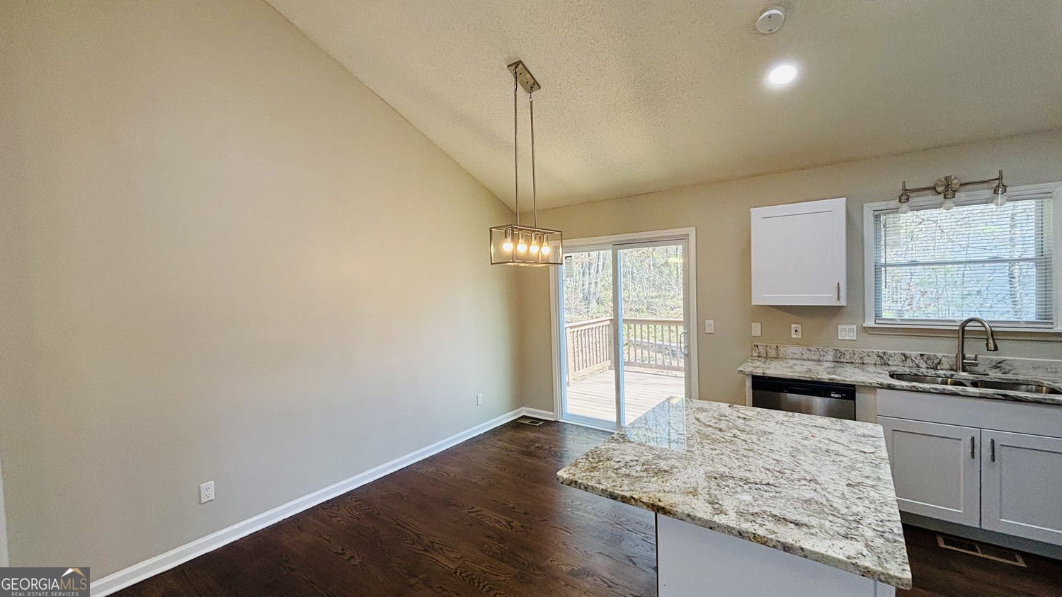 1015 Sly Fox Court Stone Mountain - Photo 17