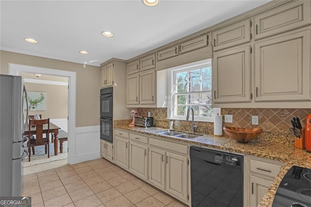 7575 Hunters Woods Drive Atlanta - Photo 16