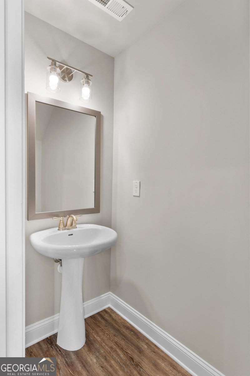 227 Welsh Trail Macon - Photo 17