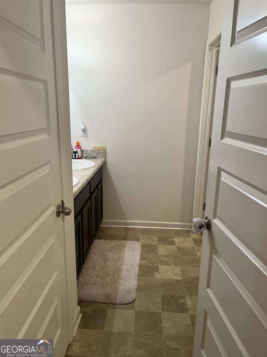 40 Abbey Court Covington - Photo 12