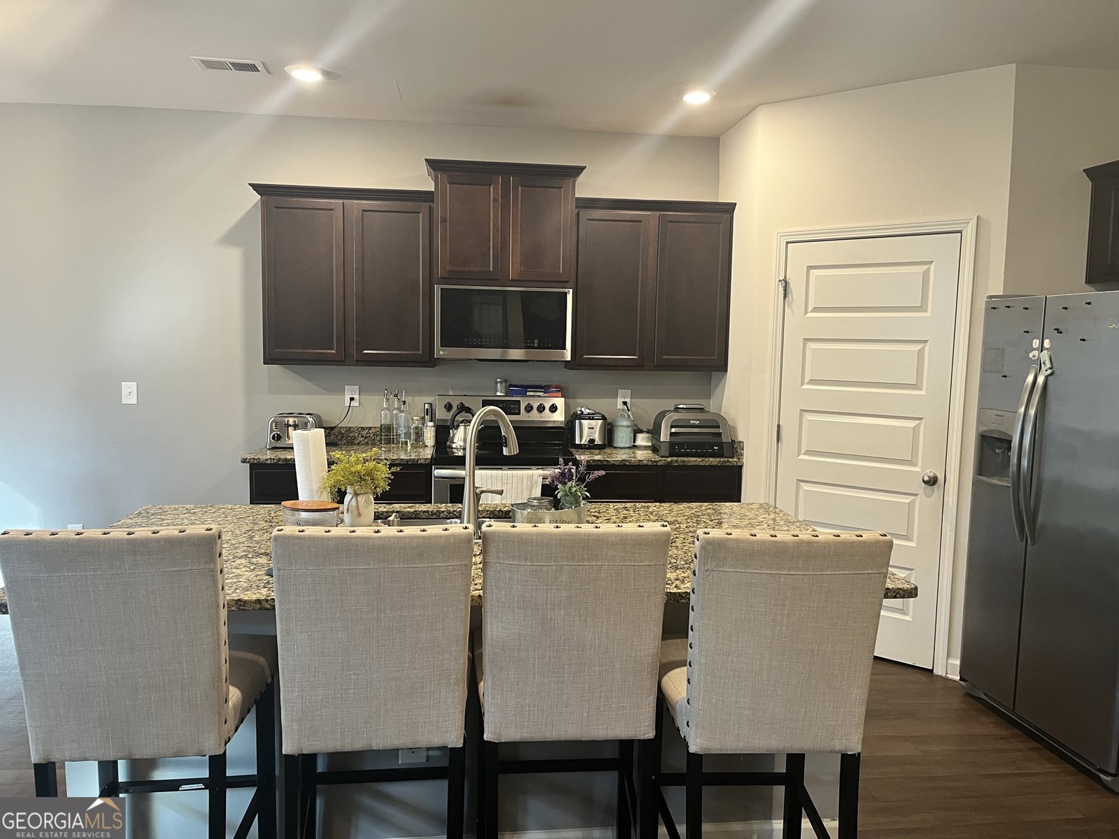 40 Abbey Court Covington - Photo 6