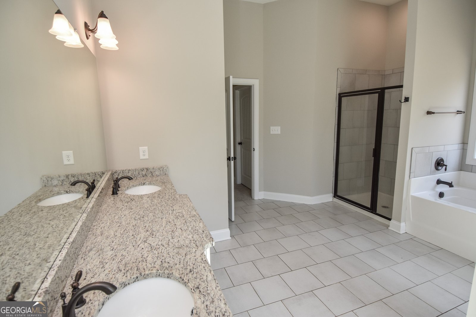 397 Oak Grove Path Griffin - Photo 32