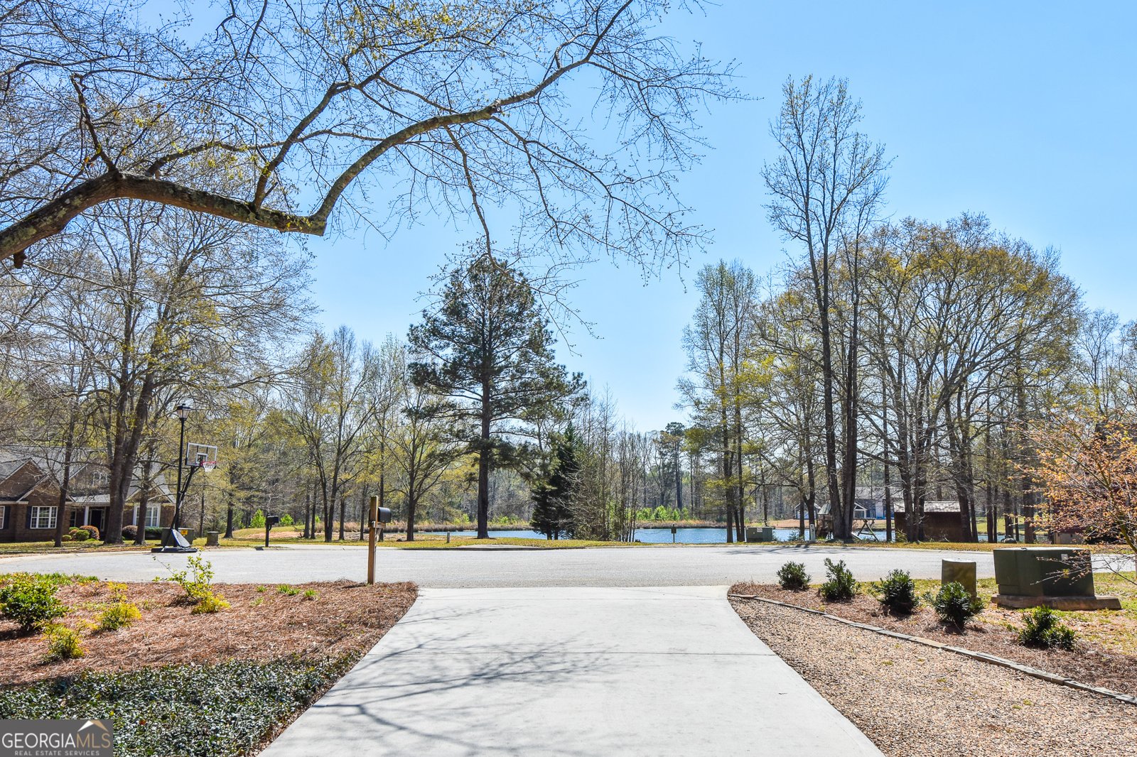 397 Oak Grove Path Griffin - Photo 88